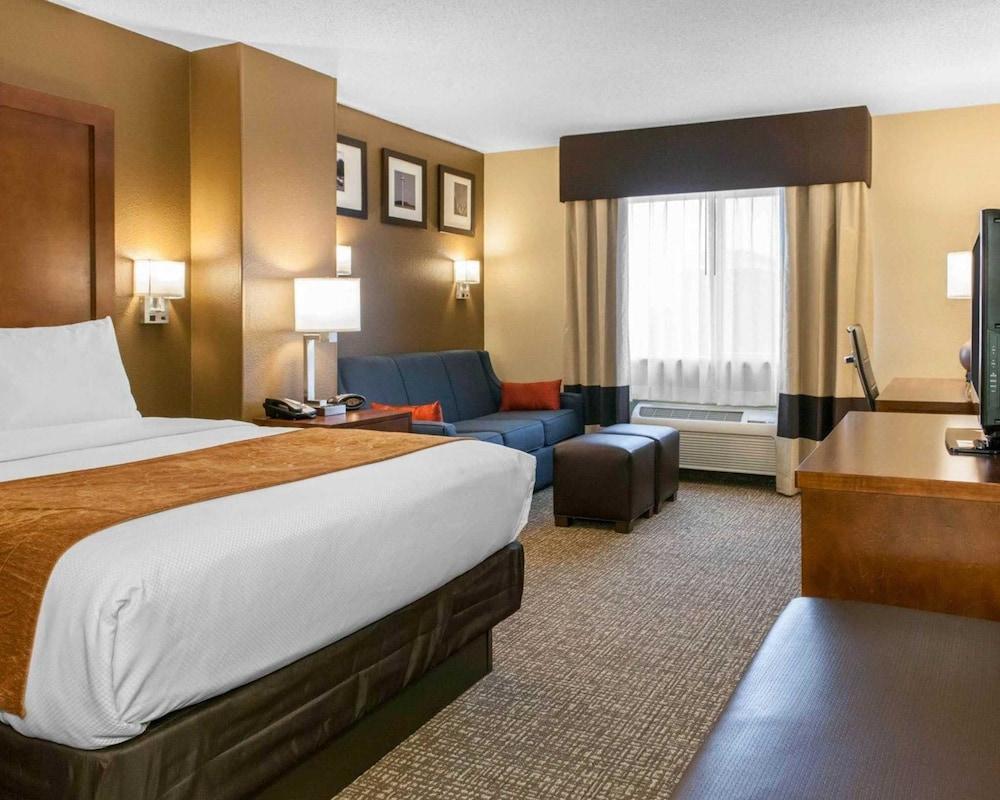 Comfort Suites Terre Haute University Area Kültér fotó