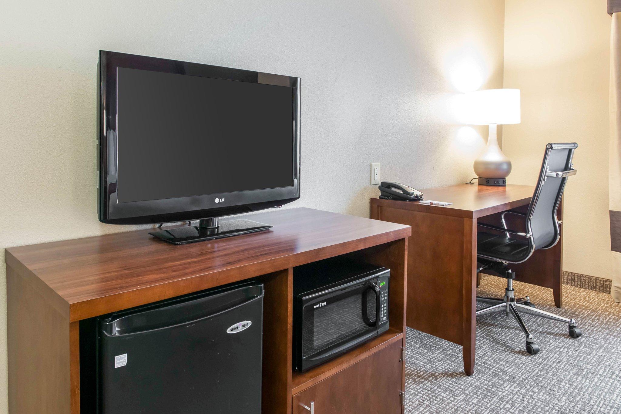 Comfort Suites Terre Haute University Area Kültér fotó