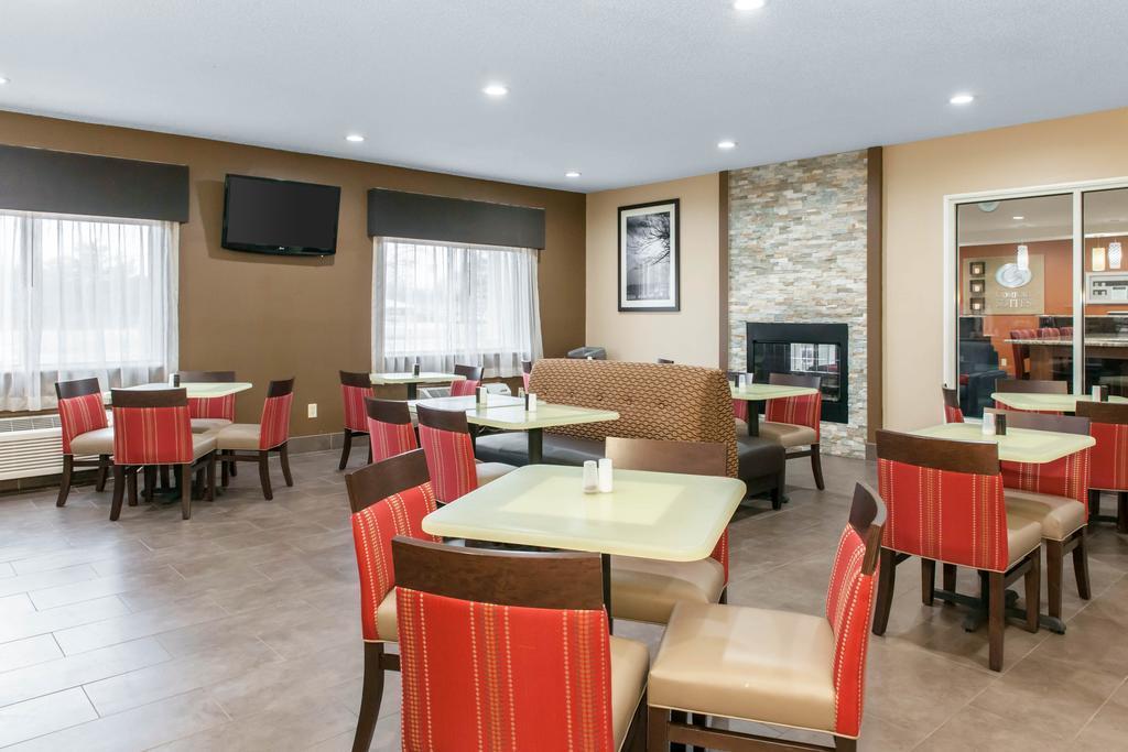 Comfort Suites Terre Haute University Area Kültér fotó