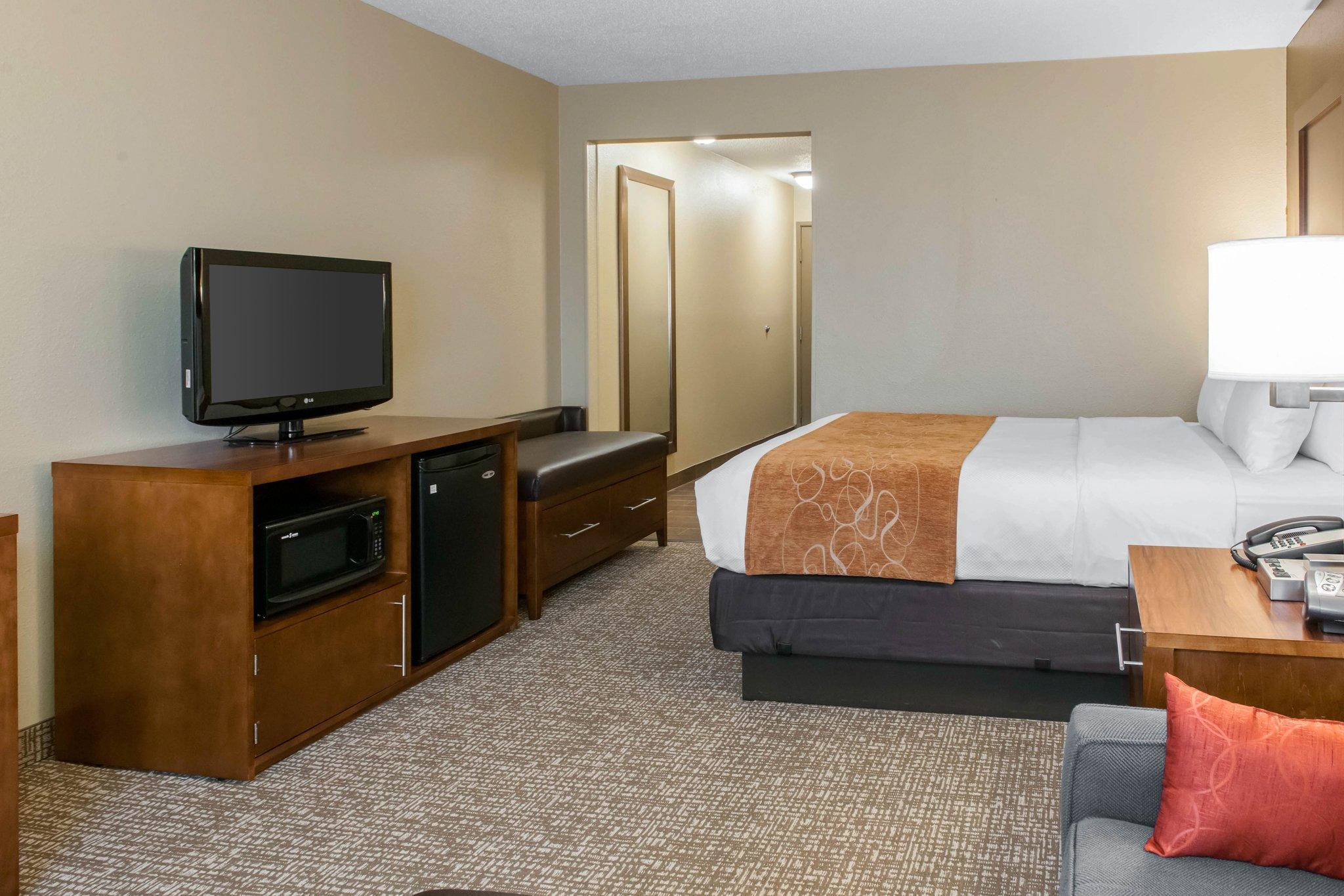 Comfort Suites Terre Haute University Area Kültér fotó