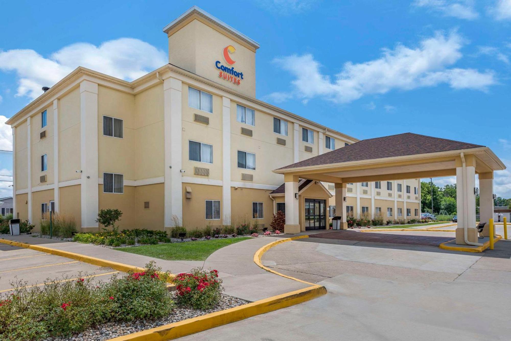 Comfort Suites Terre Haute University Area Kültér fotó