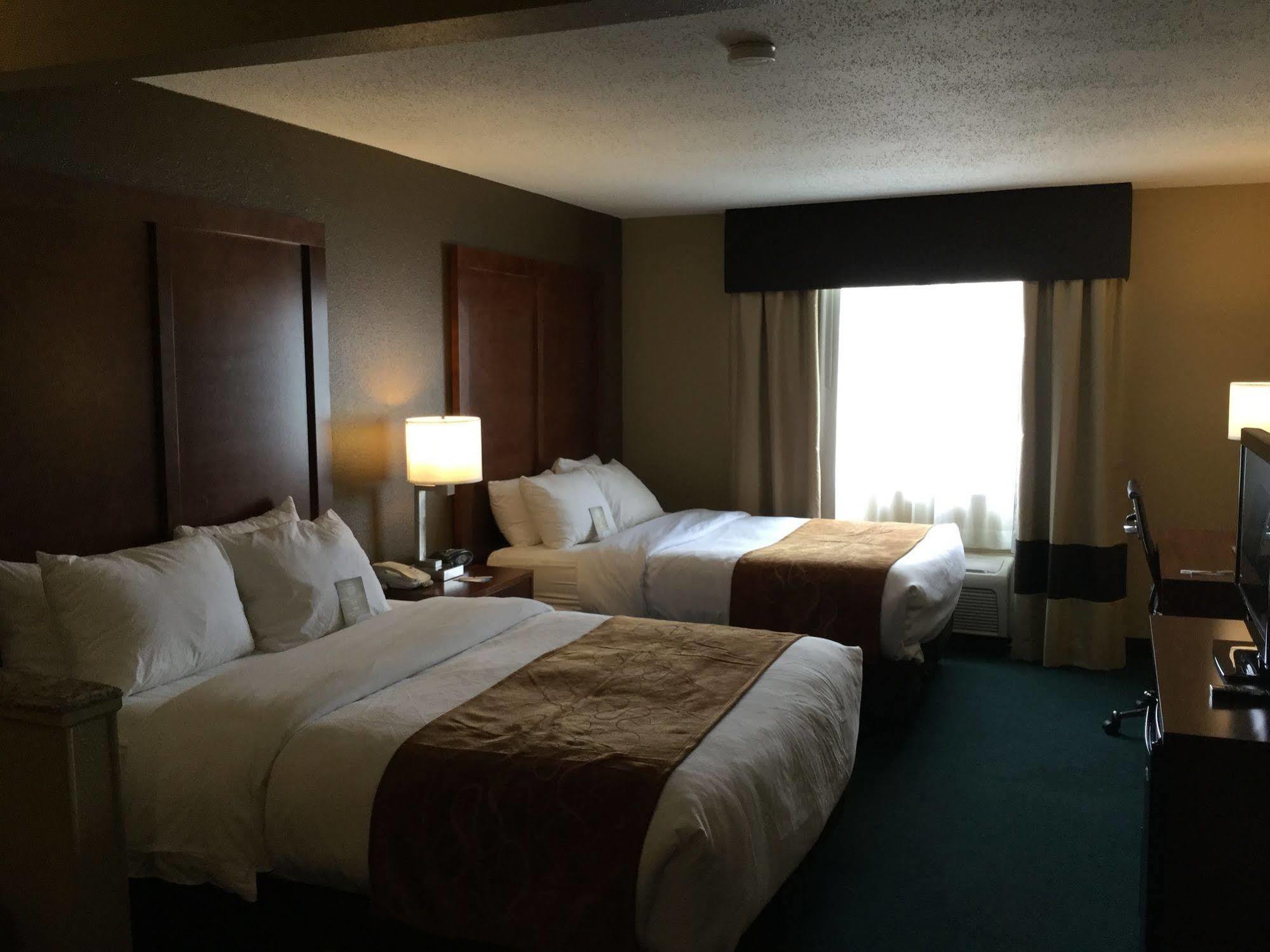 Comfort Suites Terre Haute University Area Kültér fotó